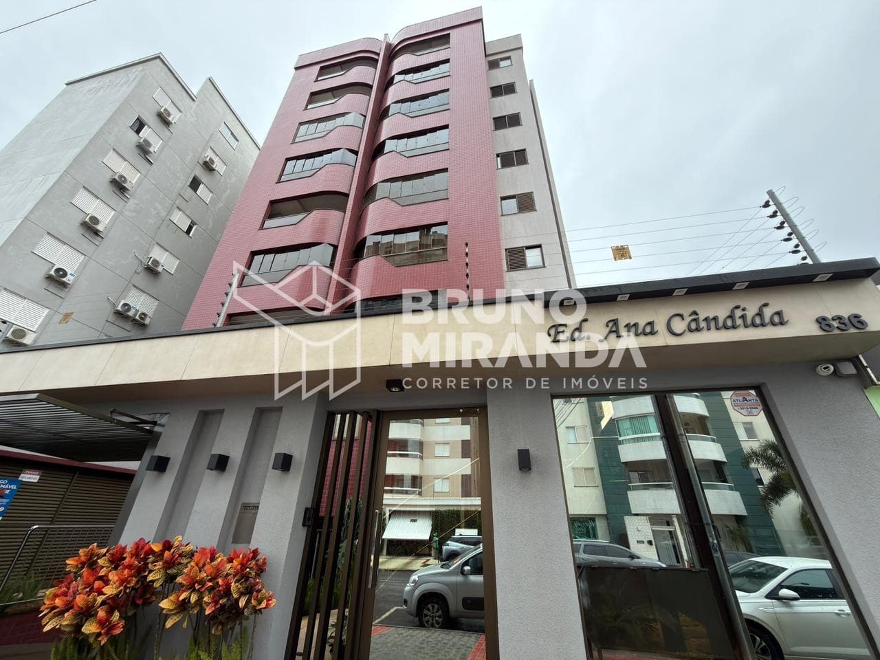 Edifício Ana Cândida - Apartamento para venda, com 3 dormitórios - Centro, Cascavel