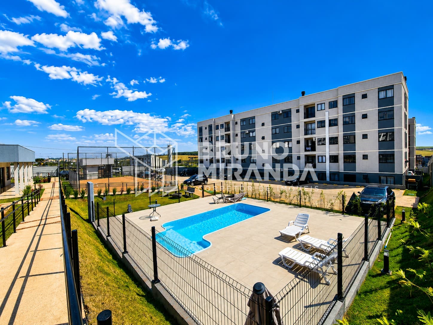 Apartamento pronto para morar a venda, 55m², com 2 dormitórios - Floresta, Cascavel